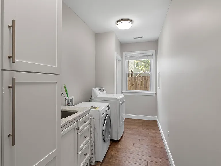 502 Freeman St — Photo 29