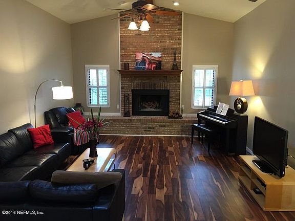 3rd image of 2622 E Spruce Creek Blvd