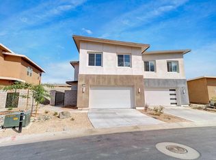 6574 Tesla Ln, Palm Springs, CA 92264