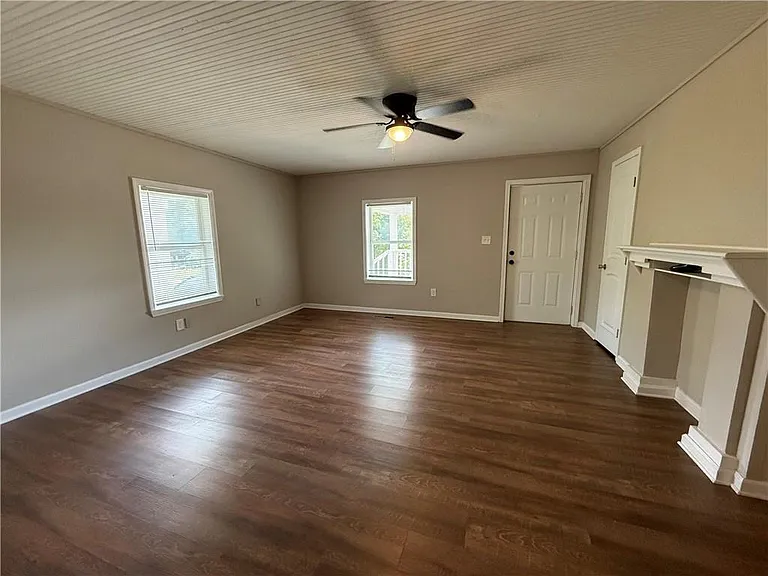 35 Quarry St — Photo 3