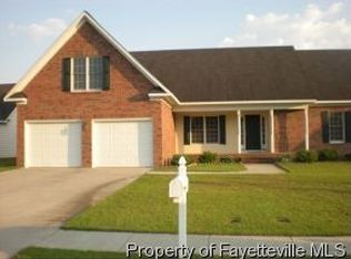 1125 Artemis Dr, Fayetteville, NC 28311