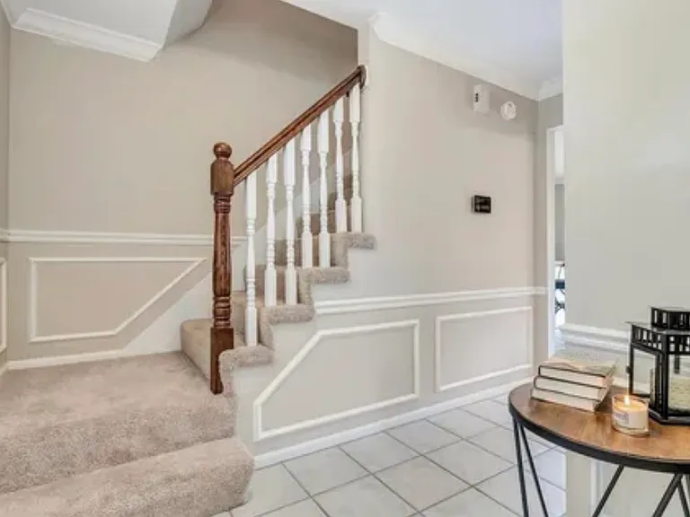 989 Oakwood Farms Ln — Photo 15