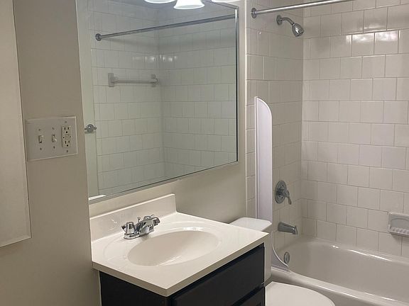 4th image of 1680 Independence Ct #1680