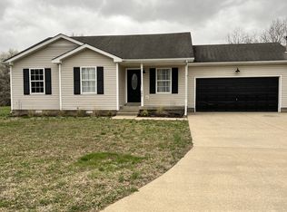 280 Golden Pond Ave, Oak Grove, KY 42262