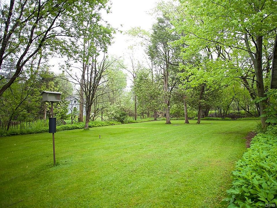 2nd image of 9 Park St