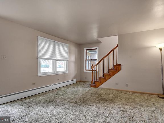 4th image of 243 W Arch St