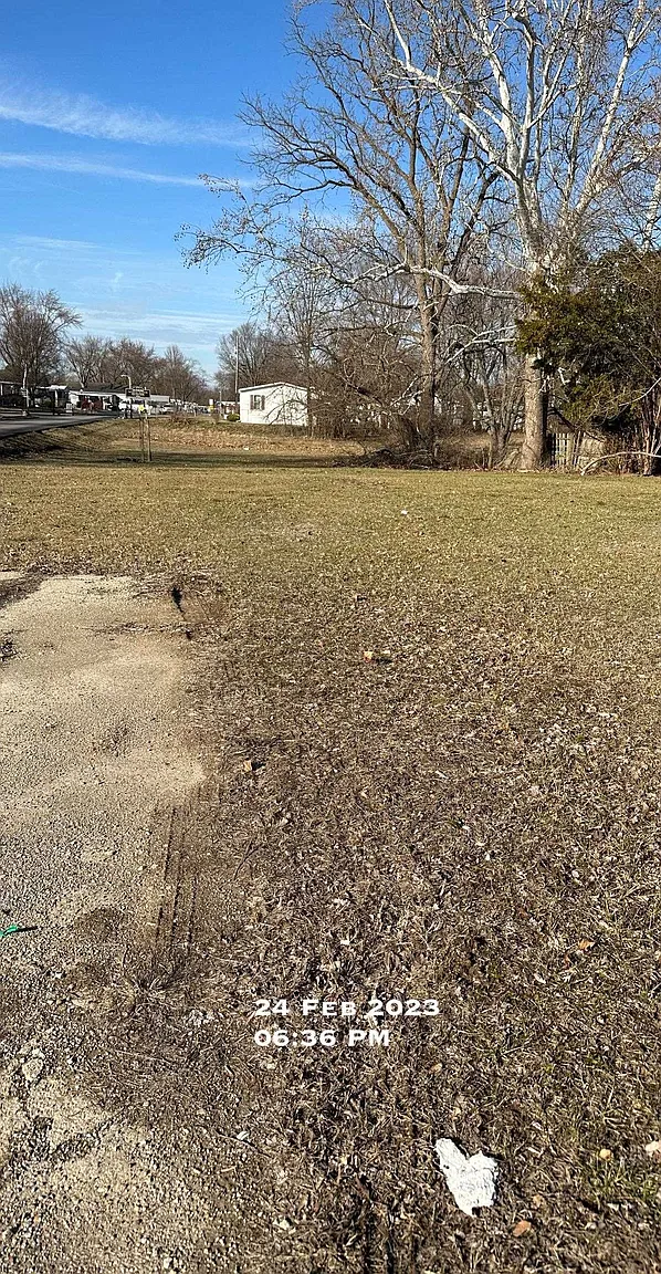 708 Indiana Ave photo 1