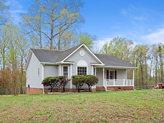 2nd image of 4406 Wrenn Forrest Dr