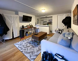 Rented by Kahen Properties