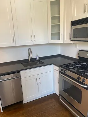 Rented by Brown Harris Stevens | media 20