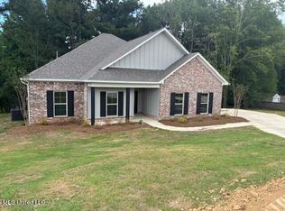 64 Canebrake Ct, Clinton, MS 39056