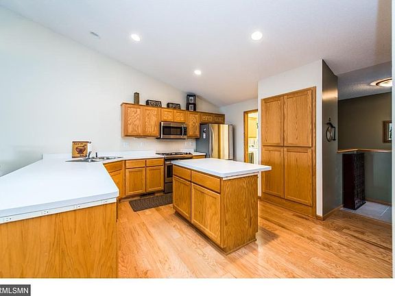 4th image of 14220 Heritage Ln