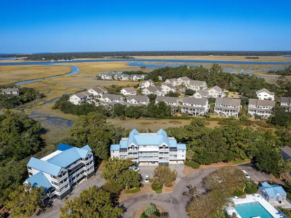 2418 Racquet Club Dr, Johns Island, SC 29455