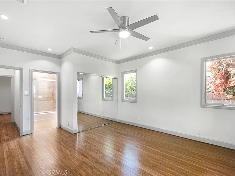 8848 Ashcroft Ave — Photo 15