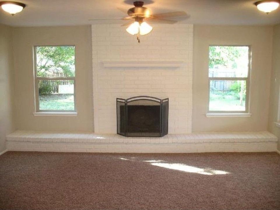 2nd image of 5419 25th St