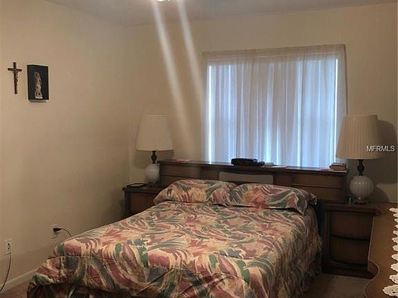 5th image of 7742 Hinsdale Dr