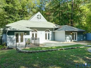 5806 Bayport Landing Ct, Midlothian, VA 23112