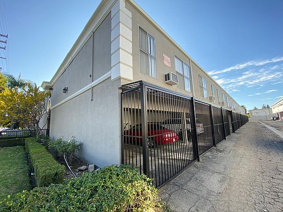 2nd image of 6611 Woodley Ave APT 12