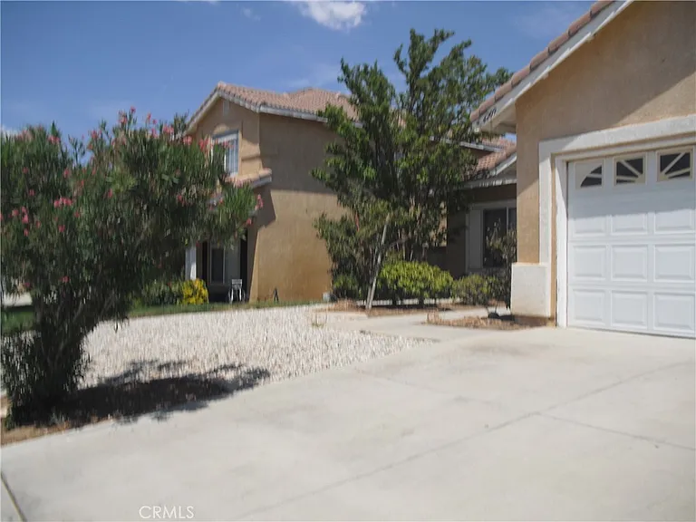 4209 W Grandview Dr — Photo 3