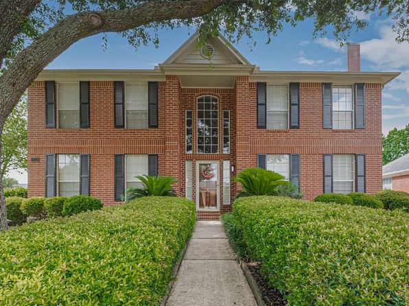 Property image for 11203 Chestnut Woods Trl, Houston, TX 77065