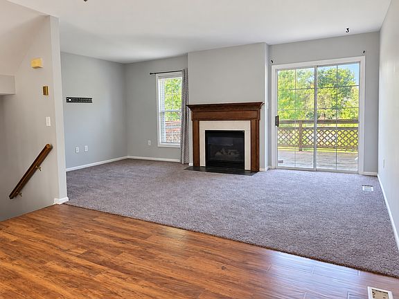 5th image of 50 Versailles Ct