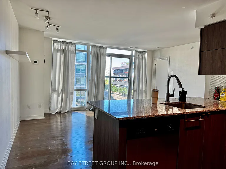 170 Fort York Blvd #409 — Photo 7