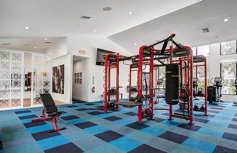 Eagles Point at Tampa Palms Apartments — Photo 25