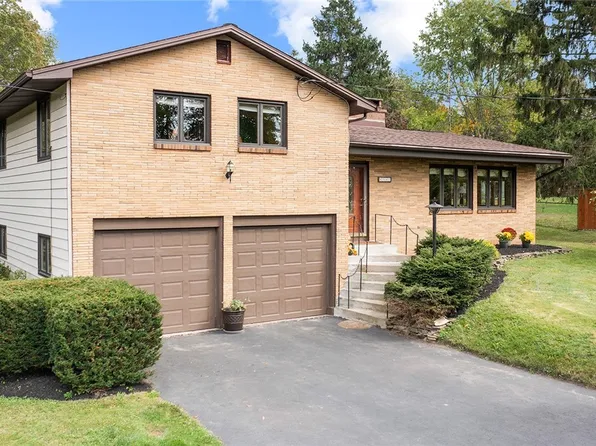 4545 Ransom Rd, Clarence, NY 14031