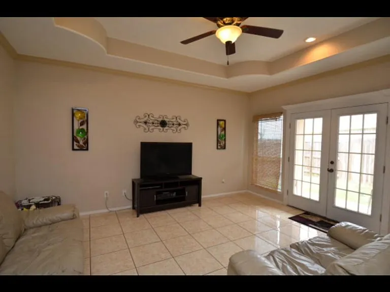 6012 Rusty Nail Dr — Photo 5