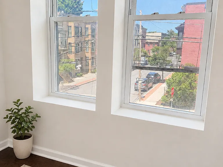 70 Morris St #2 — Photo 12