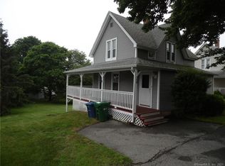 158 Shore Rd, Waterford, CT 06385