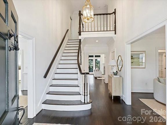 3rd image of 5630 Colony Rd