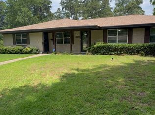503 Willow Bend Dr, Lufkin, TX 75901