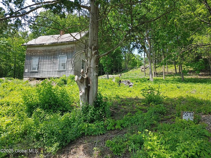 2nd image of 67 Hutton Square Road