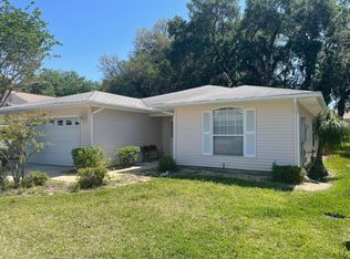 822 Old Oaks Ln, Leesburg, FL 34748