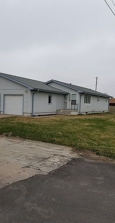 1st image of 511 Clark Ave