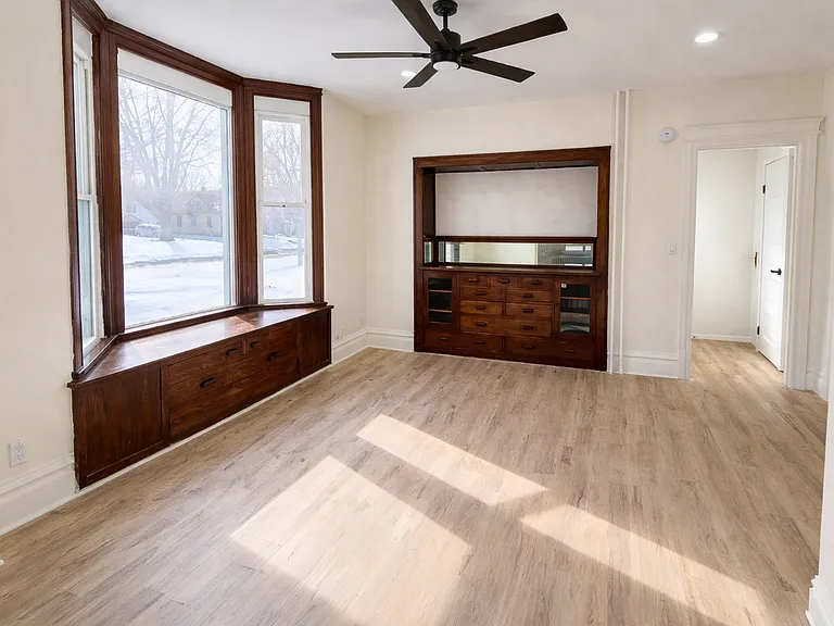 1106 Becker Ave SW #1 — Photo 8