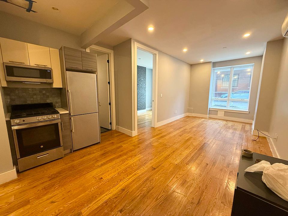 1st image of 880 Dekalb Ave #1A