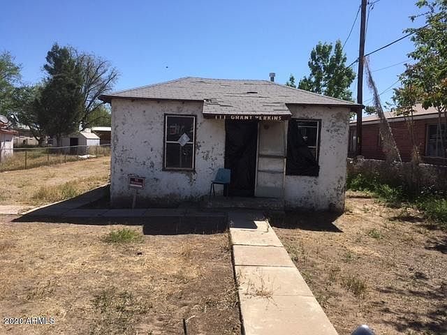 2nd image of 111 S 8th Ave