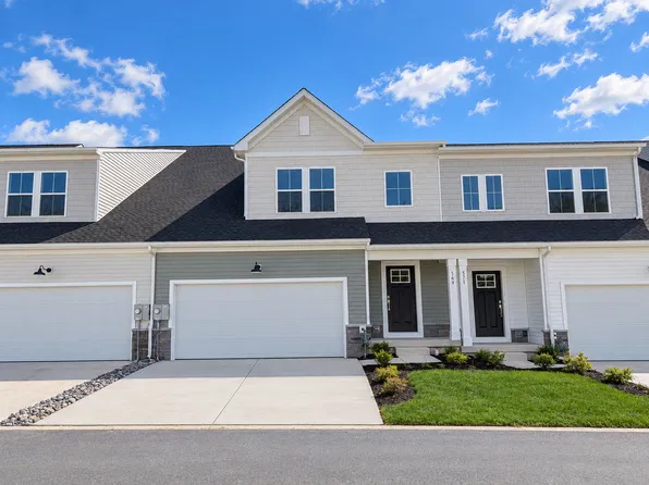 569 Arrowgrass Ln, New Castle, DE 19720