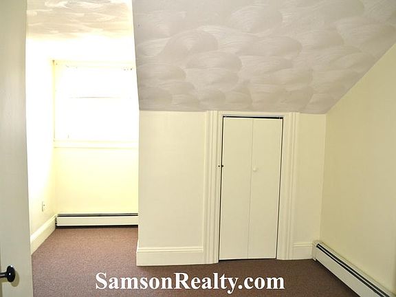 2nd image of 320 Woonasquatucket Ave #Dp