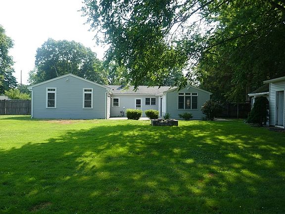 3rd image of 62 Homeland Dr