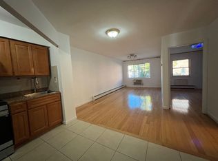11-63 129th St FLOOR 1, College Pt, NY 11356