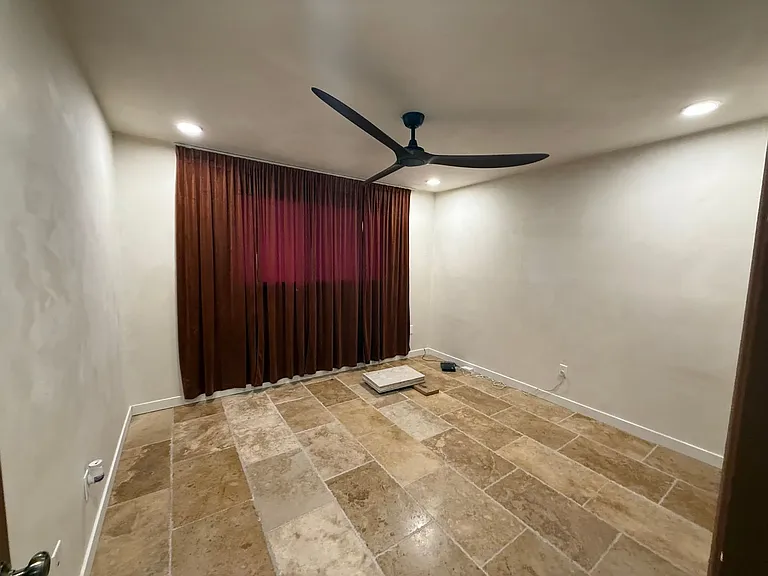 553 Front St — Photo 14