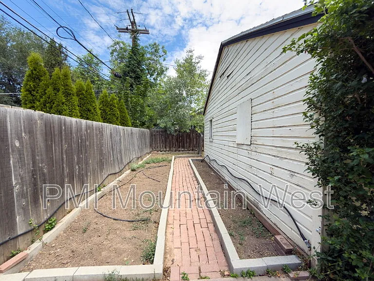 2122 S 1800 E — Photo 13