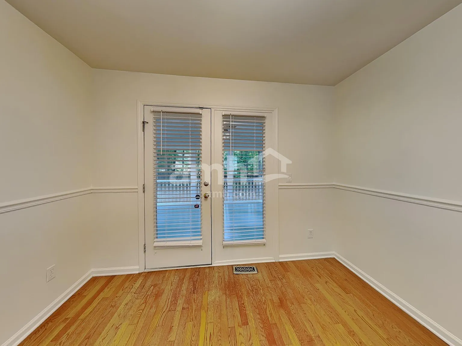 3 bed, 2.5 bath, 1788 sqft, $2,175 — Photo 4