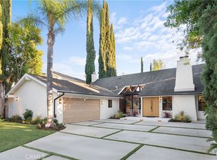 23930 Mariano St, Woodland Hills, CA 91367