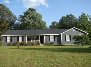 168 Wildflower Dr, Social Circle, GA 30025