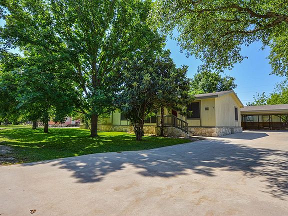 2nd image of 130 Cypress Falls Dr