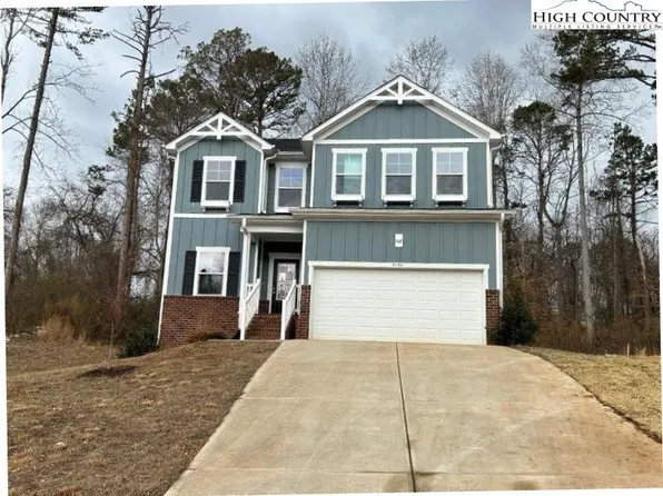 5155 NE Mark Drive, Hickory, NC 28601